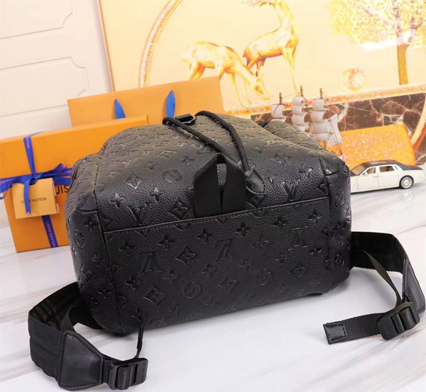 ルイヴィトンバッグ内部構造